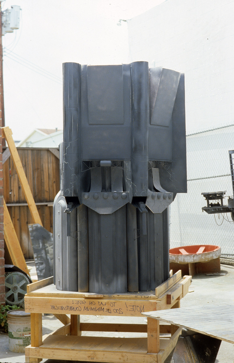 Illustration for article titled 142 Behind-The-Scenes Photos Reveal Blade Runner's Miniature WorldÂ
